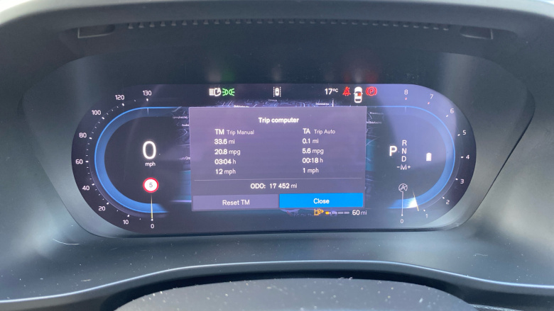 Volvo XC40 2.0 B4P Plus Dark 5dr Auto Petrol Estate